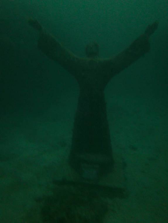 O 'Deep Christ', escultura no Sculptures Park, em Granada